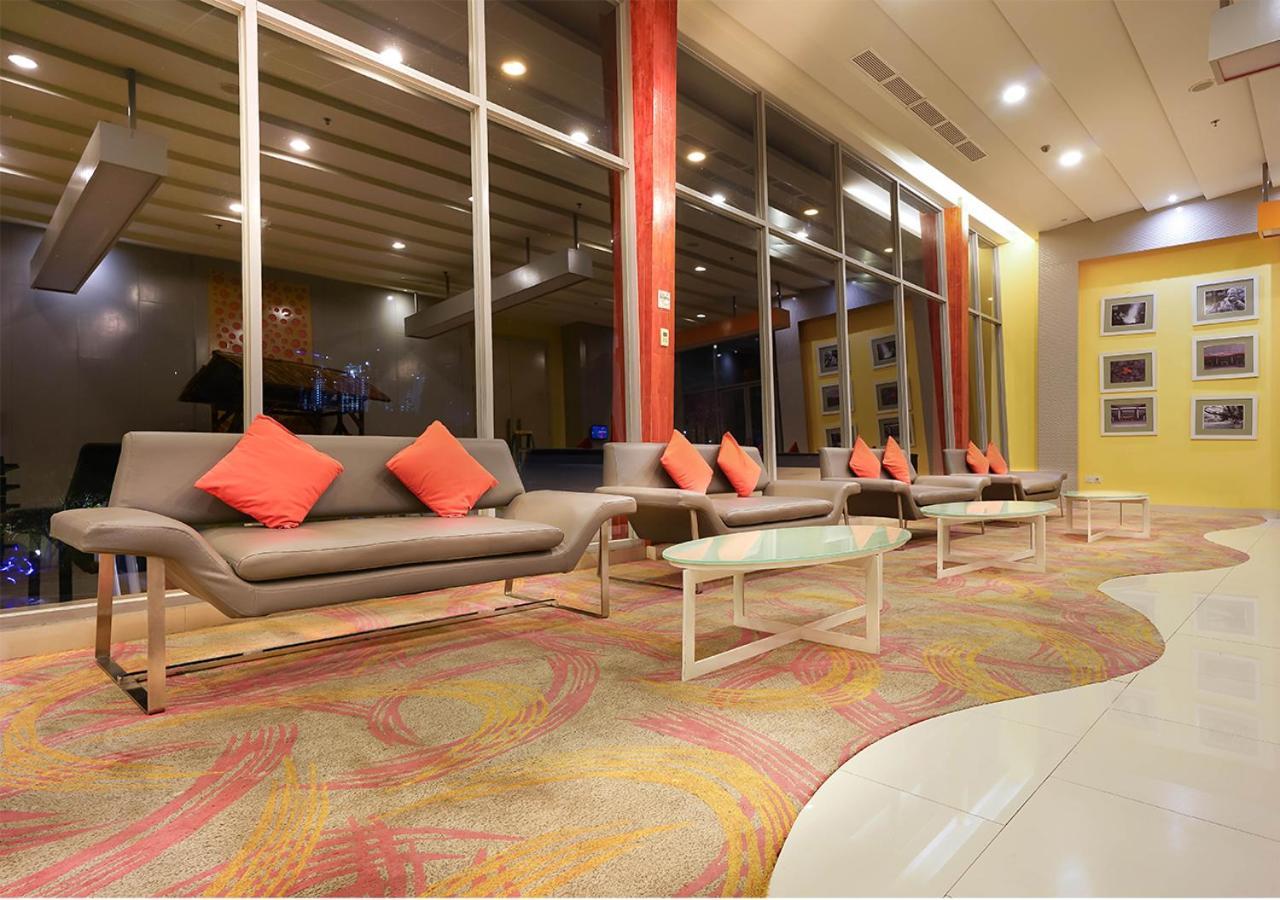 Harris Hotel Sentul City Bogor Extérieur photo