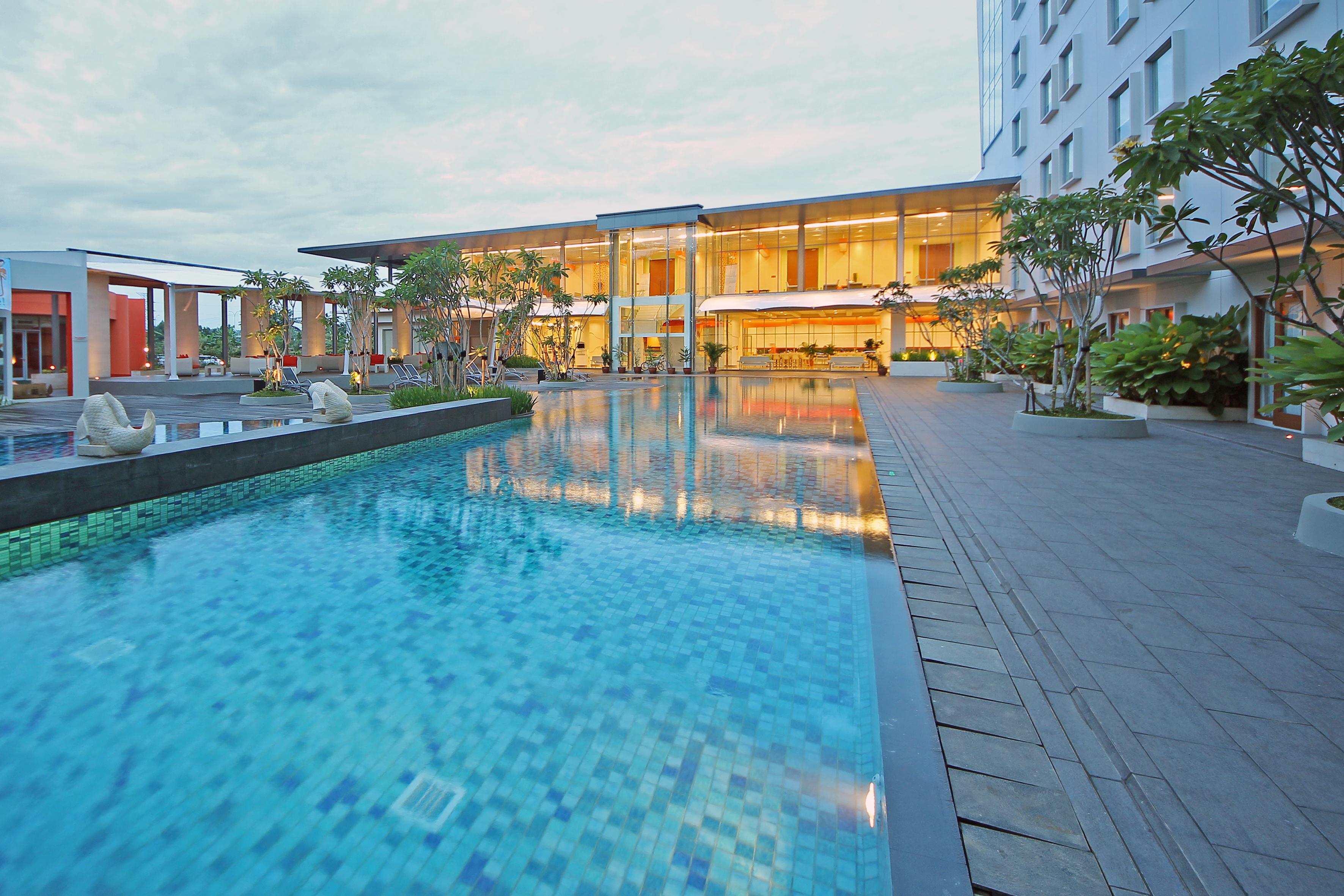 Harris Hotel Sentul City Bogor Extérieur photo