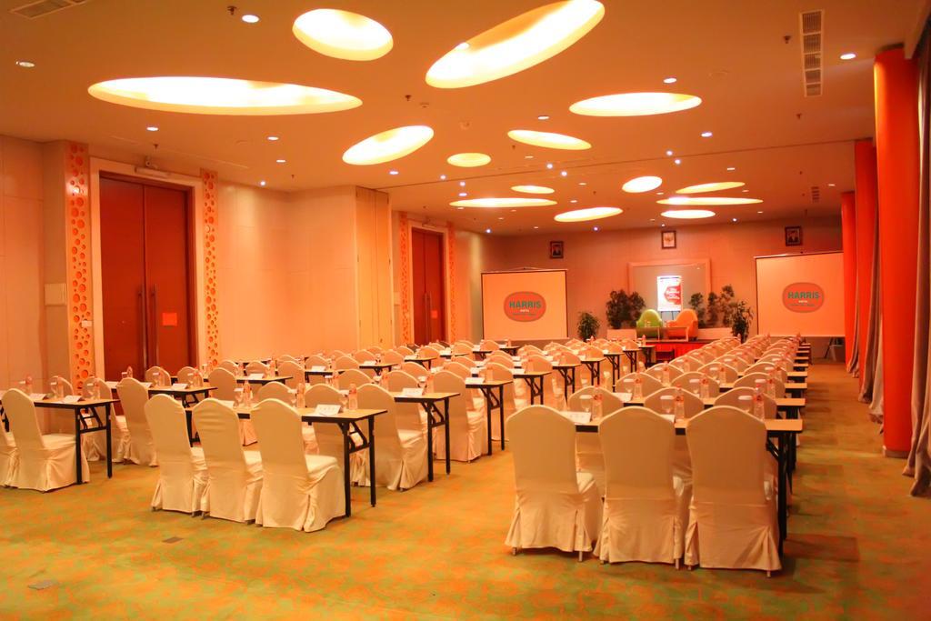 Harris Hotel Sentul City Bogor Extérieur photo
