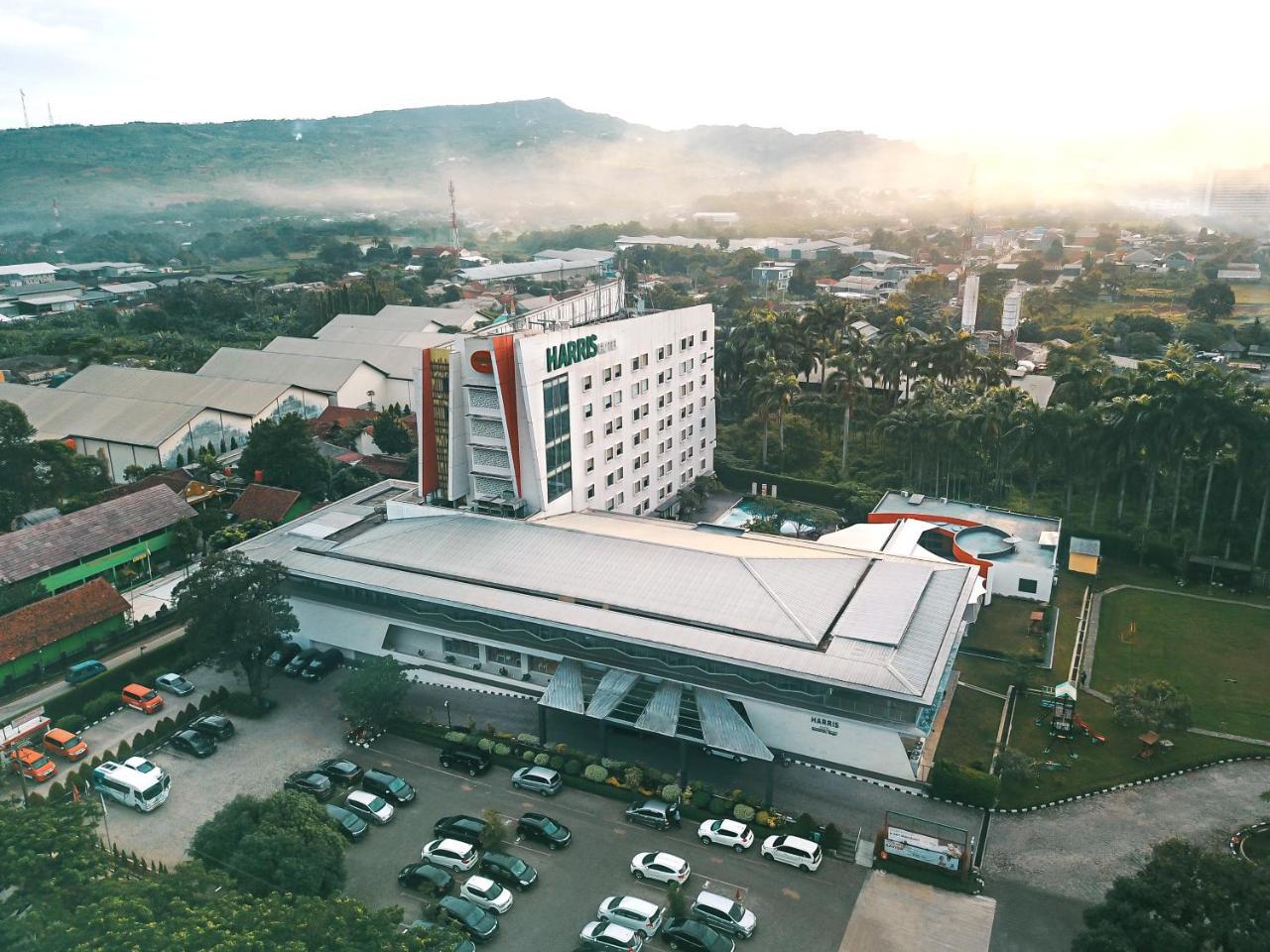 Harris Hotel Sentul City Bogor Extérieur photo
